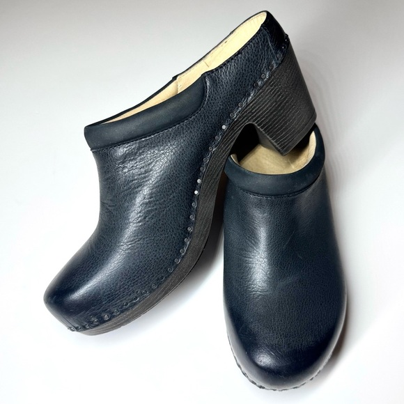 Dansko Women’s Sammy Stylish Leather Mule Black Clog Size- 42 - Picture 3 of 11